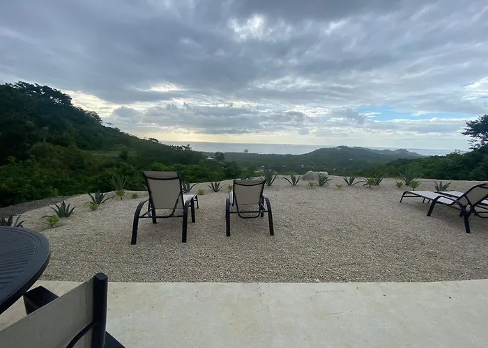 Ayla C - New, Cozy Ocean View In Flamingo Apartment *