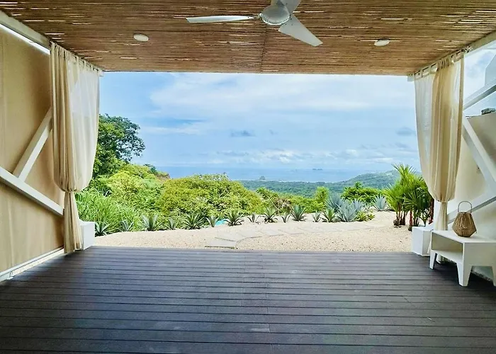 Ayla C - New, Cozy Ocean View In Flamingo Apartment